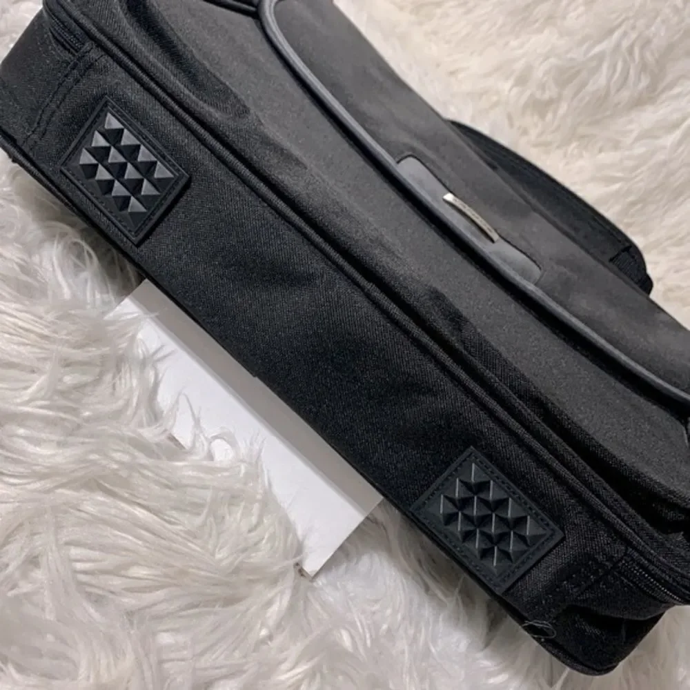 🟢3 for $20 TARGUS computer case w compartments zip closure top handle adj strap